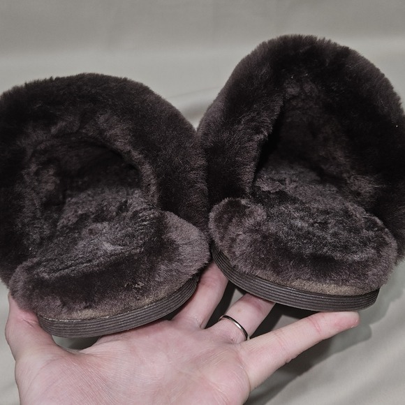 Wild Woolies Genuine Sheepskin Lined Slippers Womens Size 7 Brown Cow Suede - Picture 9 of 9